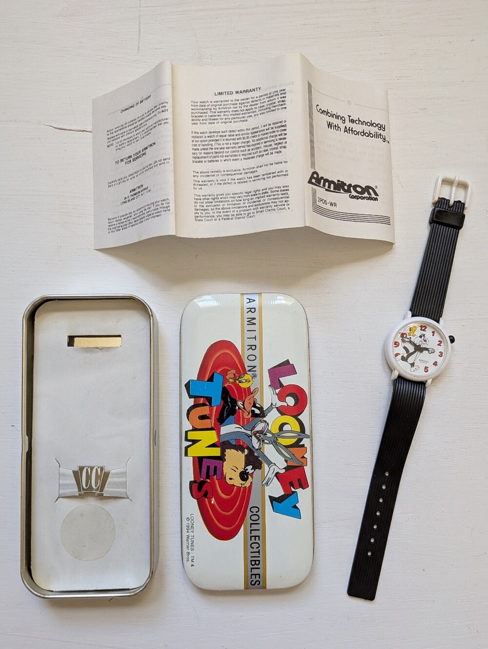 Vintage 1994 Armitron Looney Tunes Silvester And Tweet Black And White Watch